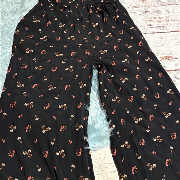 Madewell Smocked Crop Jumpsuit in Flower Toss sz 2 - Picture 5 of 11